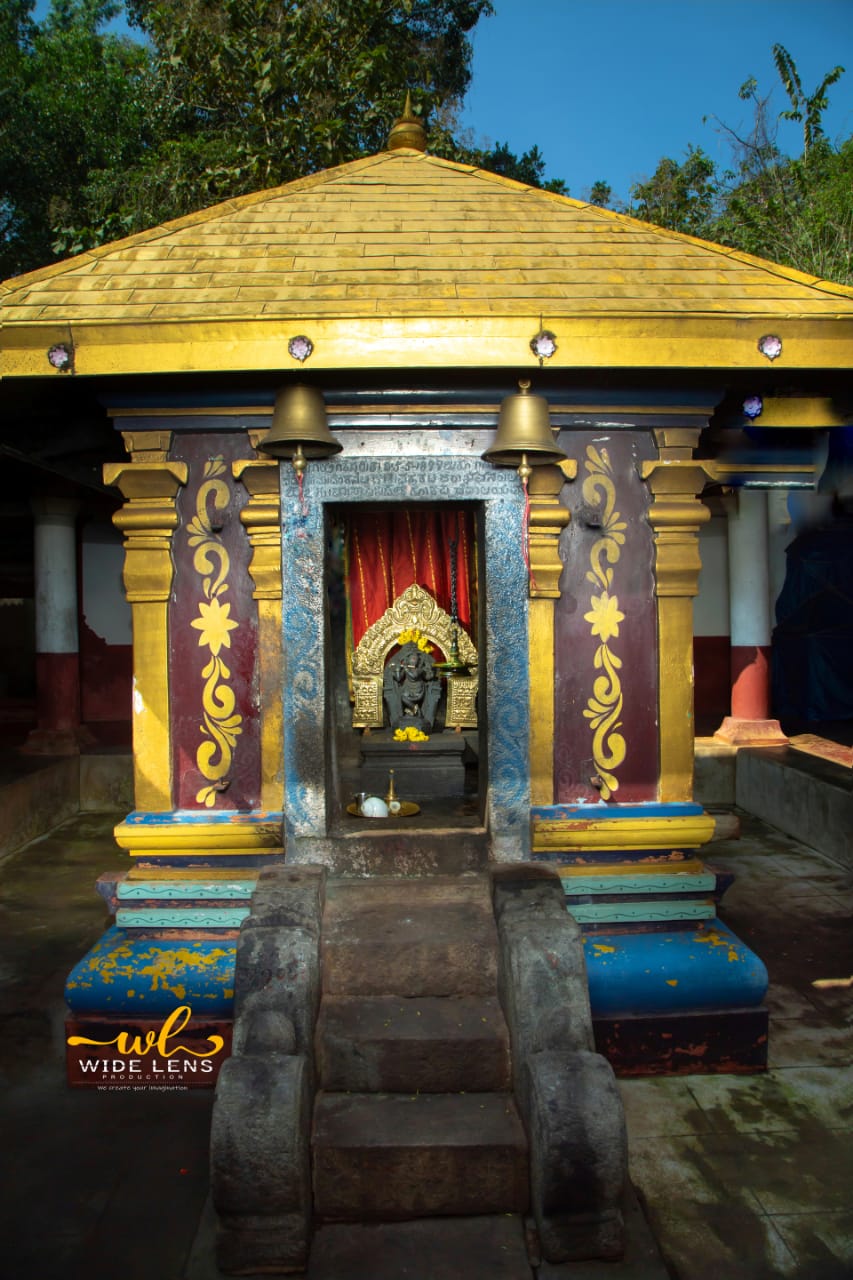 Old Garbha Gudi